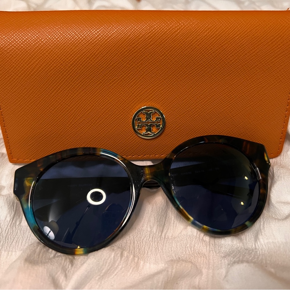 New ToryBurch glasses!